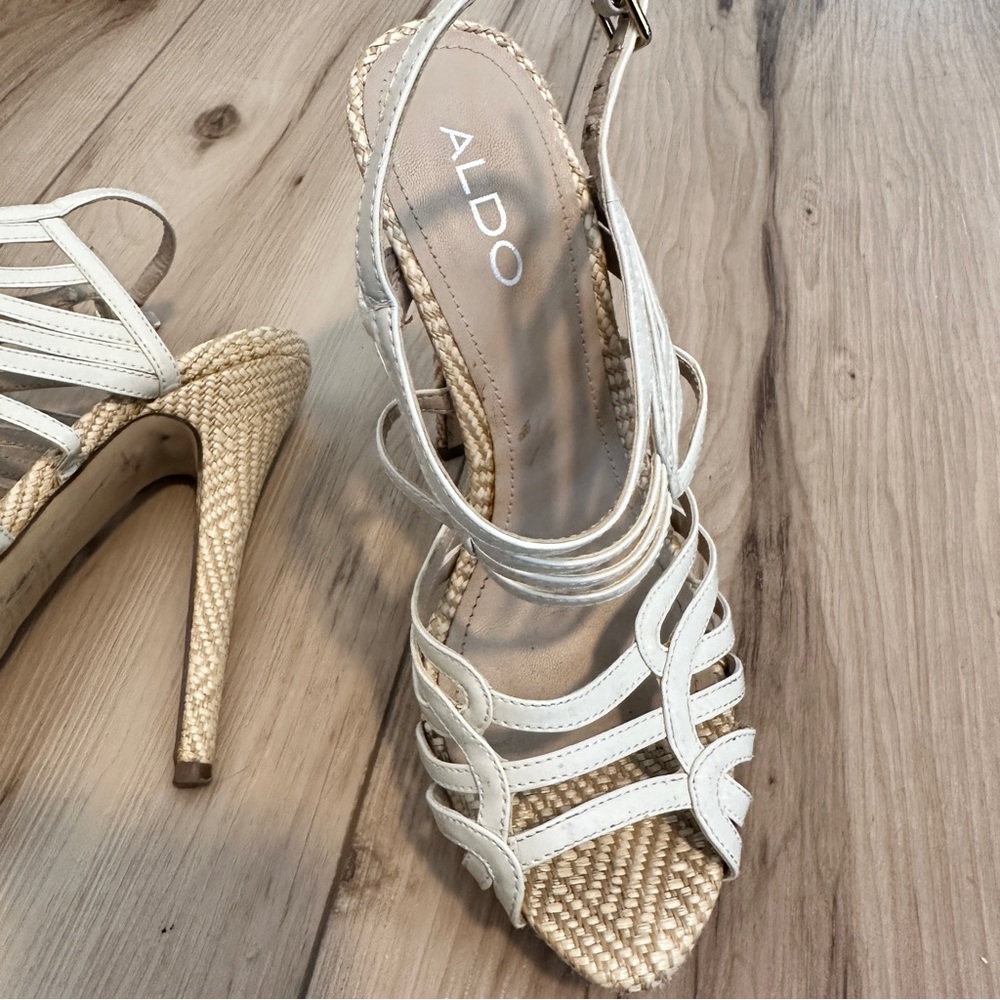 ALDO Lillian Platform Heels. 5 & 3/4” high. Beautiful Weaved base